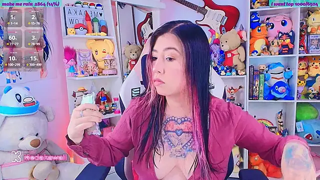 meda kawaiii online show from April 28, 12:09 pm