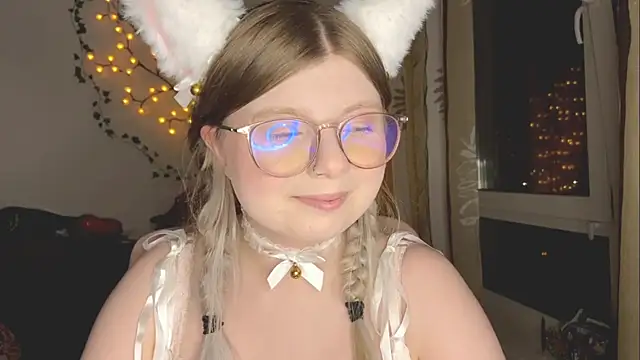 YukiBlush online show from June 16, 8:21 pm