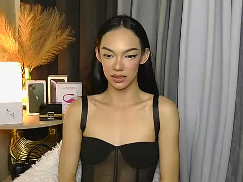 SweetLuna BIGc0ck online show from April 30, 4:45 pm