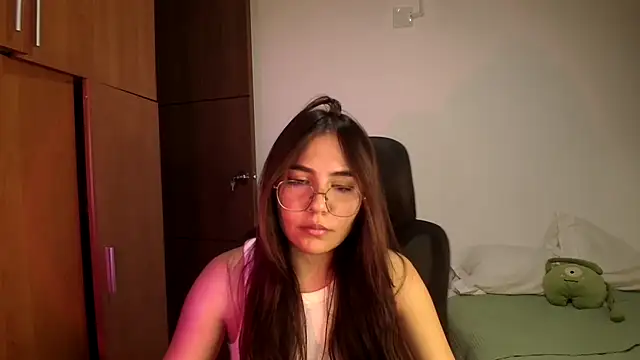 abbyyandmaxx online show from May 24, 1:15 am