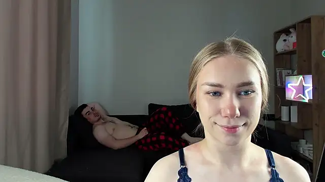 AnnaAlexArti online show from June 6, 8:20 am