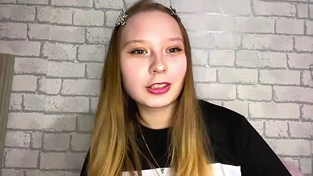 MertieVandusen online show from April 30, 4:23 pm