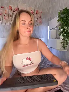 Kitty-Kelsi online show from May 10, 9:11 am