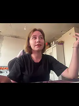 SuzieAllen online show from April 30, 2:22 pm