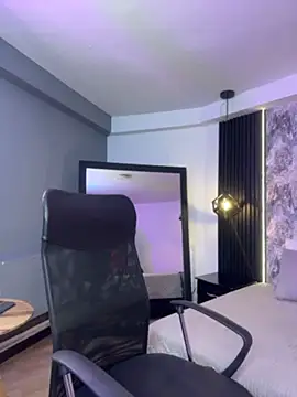 Laurent Milf online show from May 26, 5:56 pm