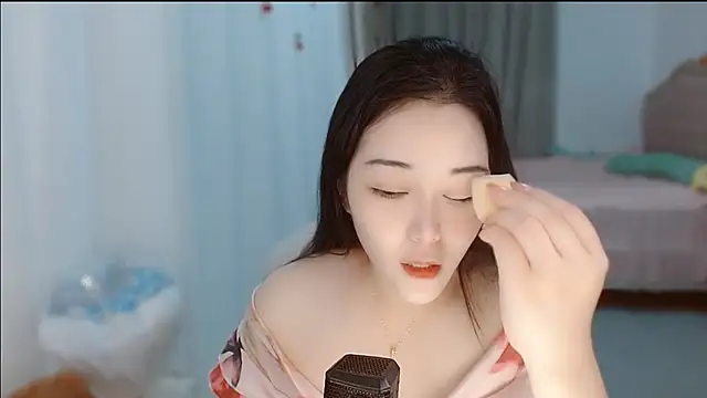 Amy-cnbaby online show from August 4, 1:55 am