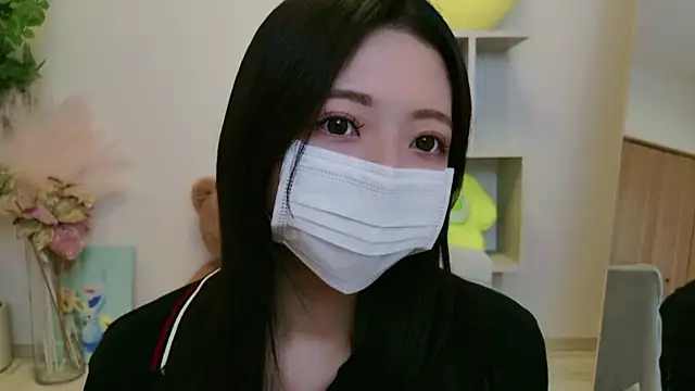 -Luna JP- online show from April 30, 11:37 am