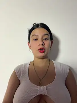 Miasecret18 online show from June 23, 5:16 am