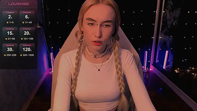 GoddessBambi online show from May 13, 8:53 am