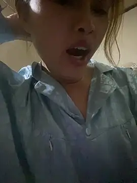Jasmine dogy online show from May 1, 1:58 pm
