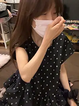 risacha online show from June 9, 4:06 pm