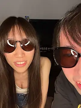 risacha online show from May 13, 3:29 pm