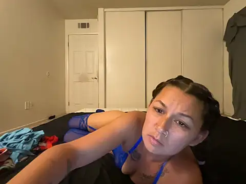 Baybeecakes online show from June 16, 4:13 am