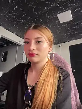 Jessy Queen online show from July 13, 7:03 pm