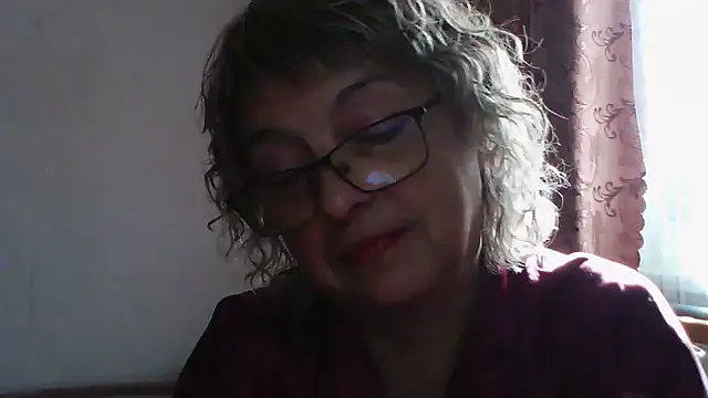 ElizabethGorden online show from July 5, 5:35 am