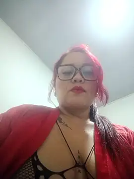 dorafoxyy online show from May 30, 11:54 pm