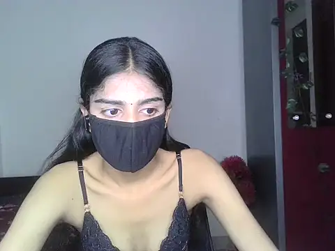 SASSY  BABY  online show from June 18, 9:25 am