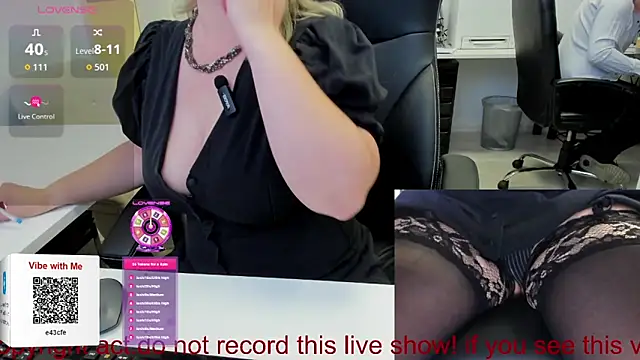 squirt milf viktoria online show from June 2, 10:27 am