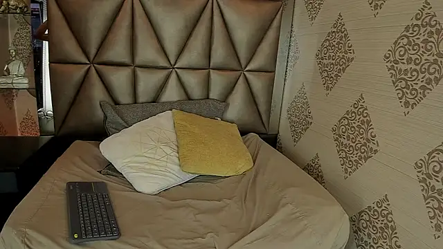 Violett Carter online show from June 12, 12:13 pm