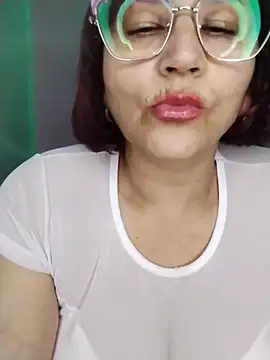 vitaminafranccesca online show from June 26, 4:36 am