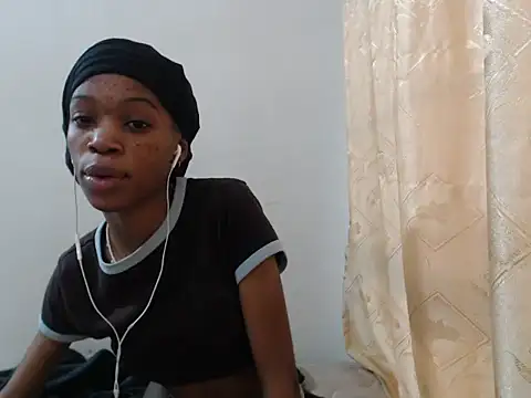 PetiteBarbie 05 online show from July 11, 6:57 am