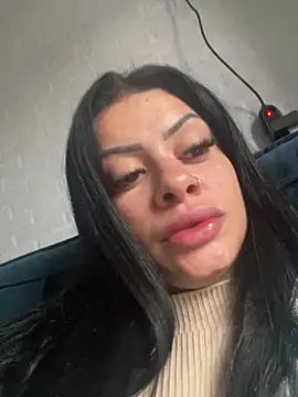 belababyy online show from June 28, 1:39 pm