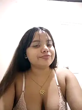 Daniela-Peruana online show from May 18, 5:13 am