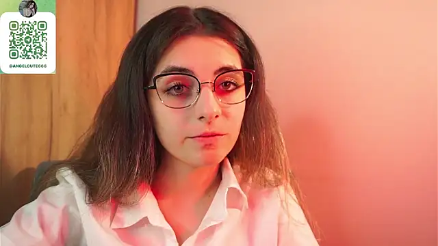 LexiaMirel online show from May 15, 6:21 pm