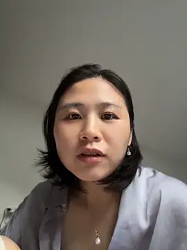 Iridessa- online show from June 20, 9:57 am