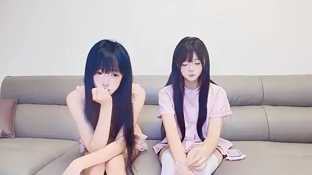 guoguo-888 online show from June 16, 4:13 am