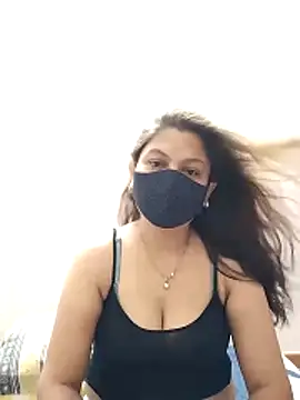 hot kiran2000 online show from June 18, 12:43 pm