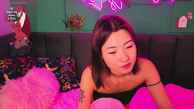 Runi Asian online show from July 9, 1:30 am