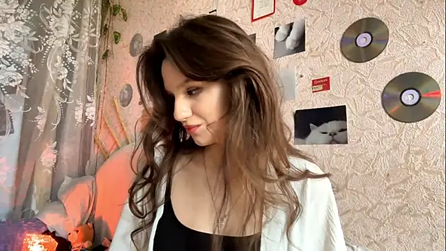 CarleenColley online show from May 17, 12:59 pm