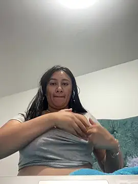 Vyolet  online show from May 19, 11:56 pm
