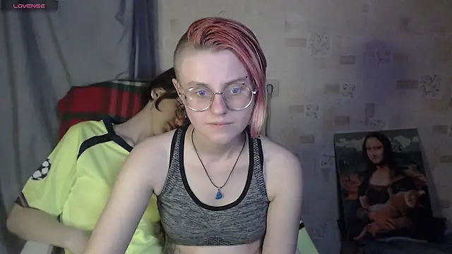   Freya    online show from June 26, 7:48 pm