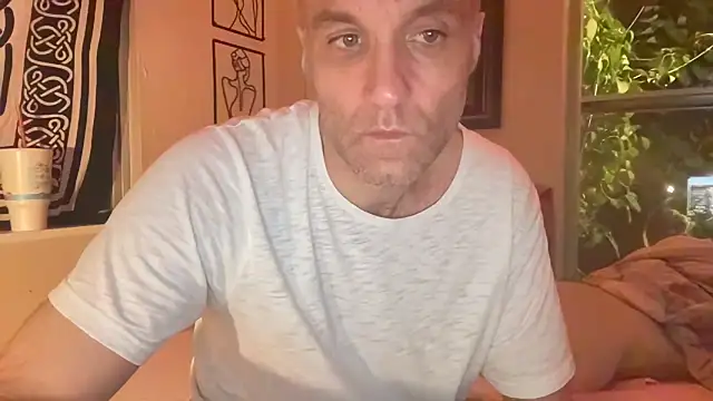 prankcaller online show from June 28, 6:20 am