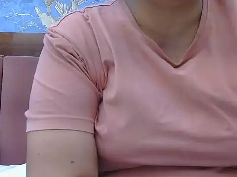 sexy bhabhi44 online show from May 24, 3:33 pm