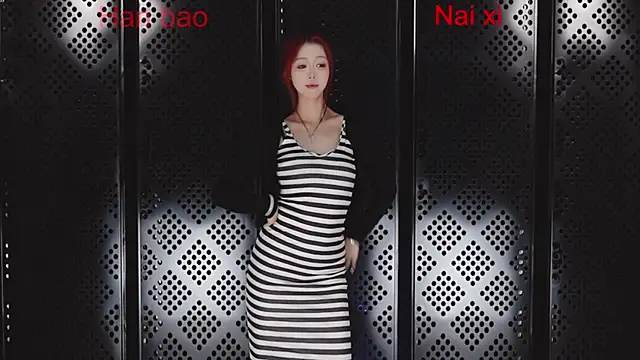 HY-00001 online show from May 18, 1:17 pm