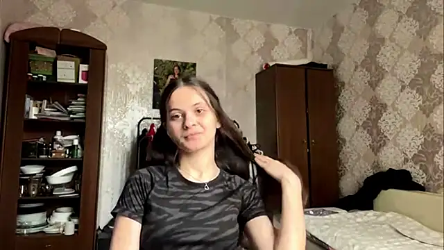 MarlynSiefkes online show from June 6, 1:06 pm