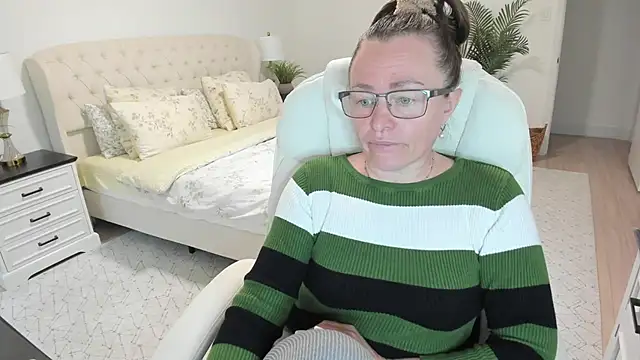 Vika73 online show from April 22, 11:18 am