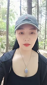lylxili online show from June 11, 6:32 am