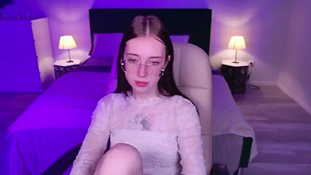 AlexisBliss online show from June 13, 5:21 pm