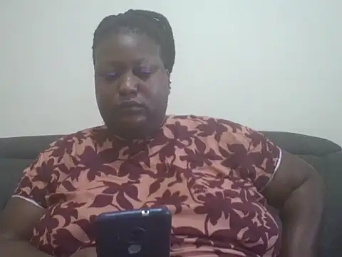 fat ebonyqueen online show from June 11, 6:21 am