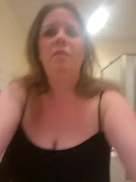 Bigtittymilkmommy online show from June 21, 5:33 am