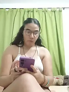 Gaby051001 online show from June 10, 3:06 am