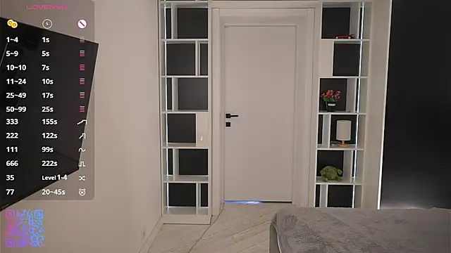 JulissaSham online show from June 20, 2:42 pm