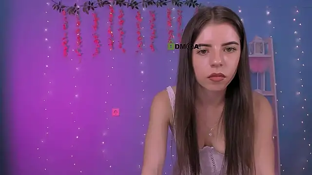 lyra desire online show from June 25, 7:48 pm