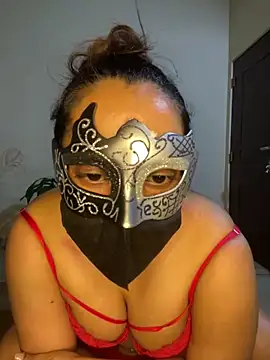 LioraWance online show from June 9, 2:49 pm