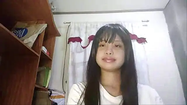 annawicket online show from May 19, 1:29 pm