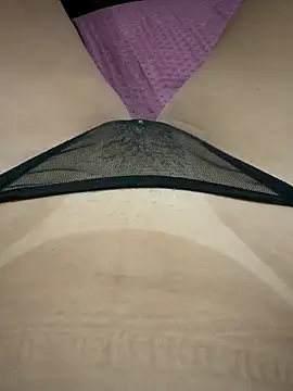 gabylorenzoo online show from May 22, 2:26 pm